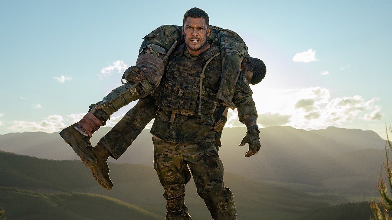 Filmul „War Machine”, disponibil pe Netflix, a cucerit rapid topurile din România, devenind cel mai vizionat titlu de pe platformă, o performanță rară pentru un producție de acest gen