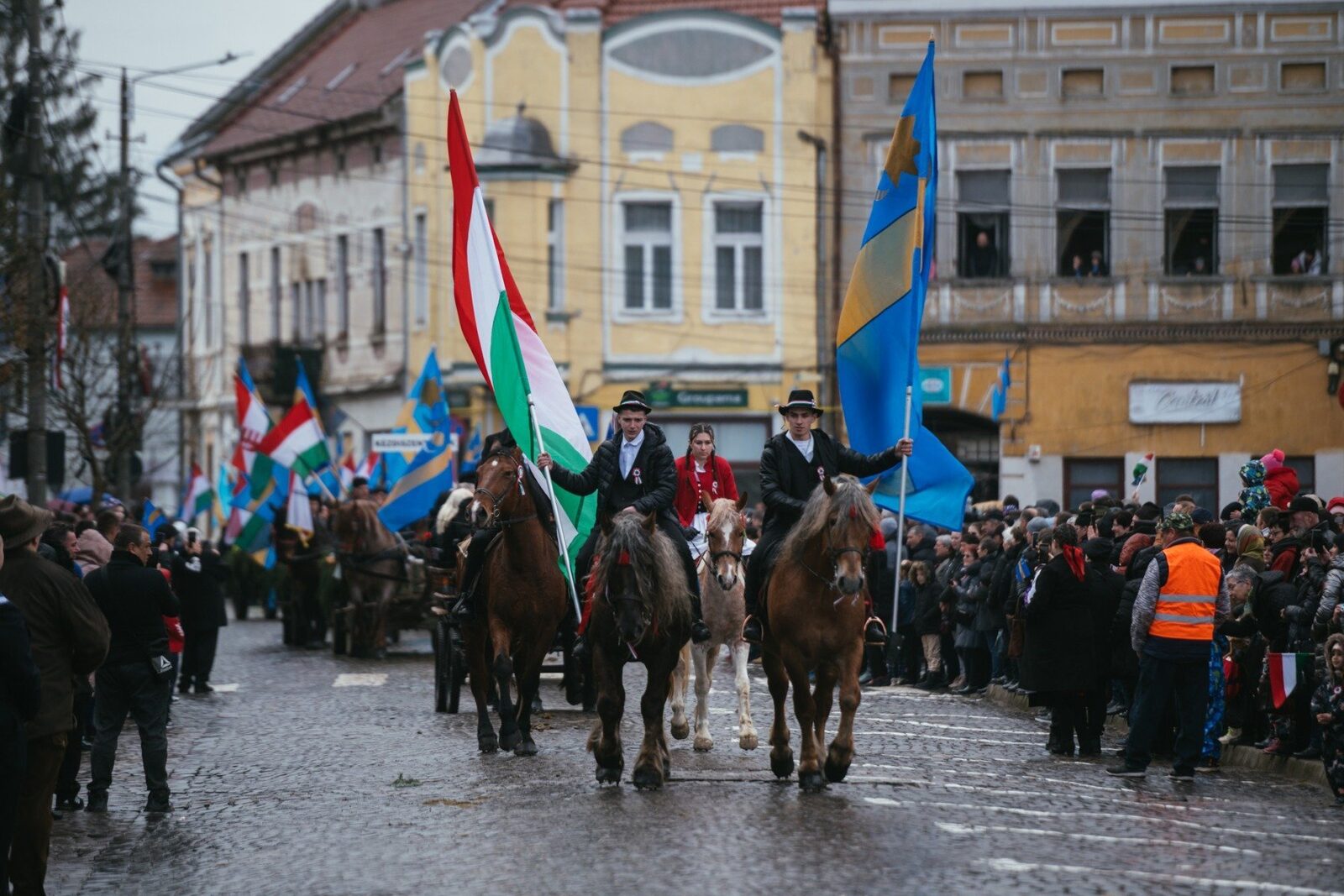 Președintele Ungariei, Sulyok Tamas, va fi prezent duminică la Târgu Secuiesc pentru a participa la manifestările dedicate Zilei Maghiarilor de Pretutindeni, precum și comemorării Revoluției de la 1848-1849