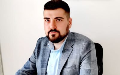 Start-up-ul Ecap țintește o creștere semnificativă în următorii ani Start-up-ul local Ecap, specializat în soluții de automatizare pentru comerțul electronic, are planuri ambițioase pentru următorii ani