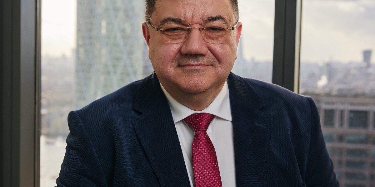 Netflix intră pe terenul YouTube: Podcast-urile, noua miză a platformei