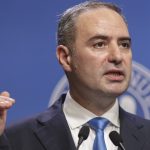 Criza politică lovește: Ministrul de Finanțe avertizează România