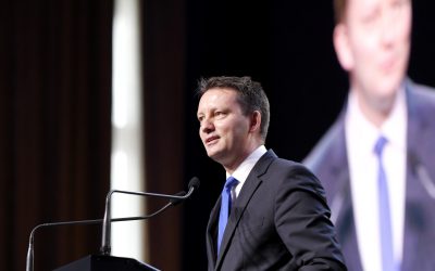 Crizele politice, ”jucărie” pentru unii: România nu are timp de asta