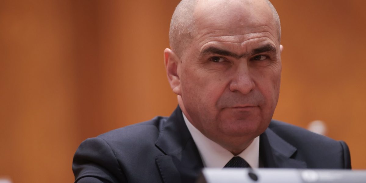 Bolojan, atacat de PSD: „Mint cu nerușinare în legătură cu deciziile luate”