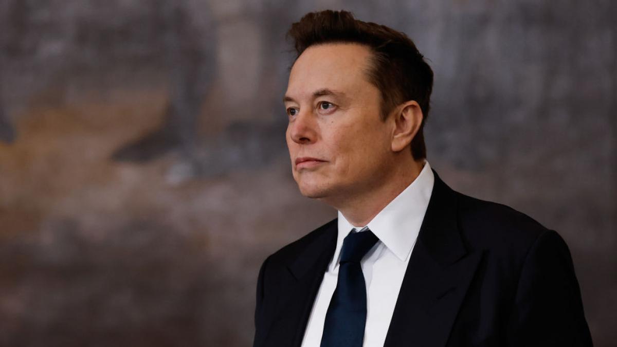 Locuri de muncă de vis: 260$ pe zi pentru a-l antrena pe Grok, în Europa, pentru Elon Musk