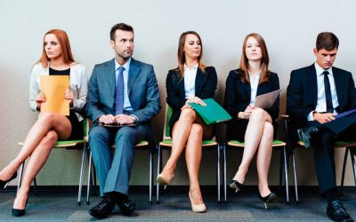 Companiile românești își mută atenția către rolurile din domeniul inteligenței artificiale (AI), dar și către competențele mixte, tehnice și umane, potrivit datelor recente