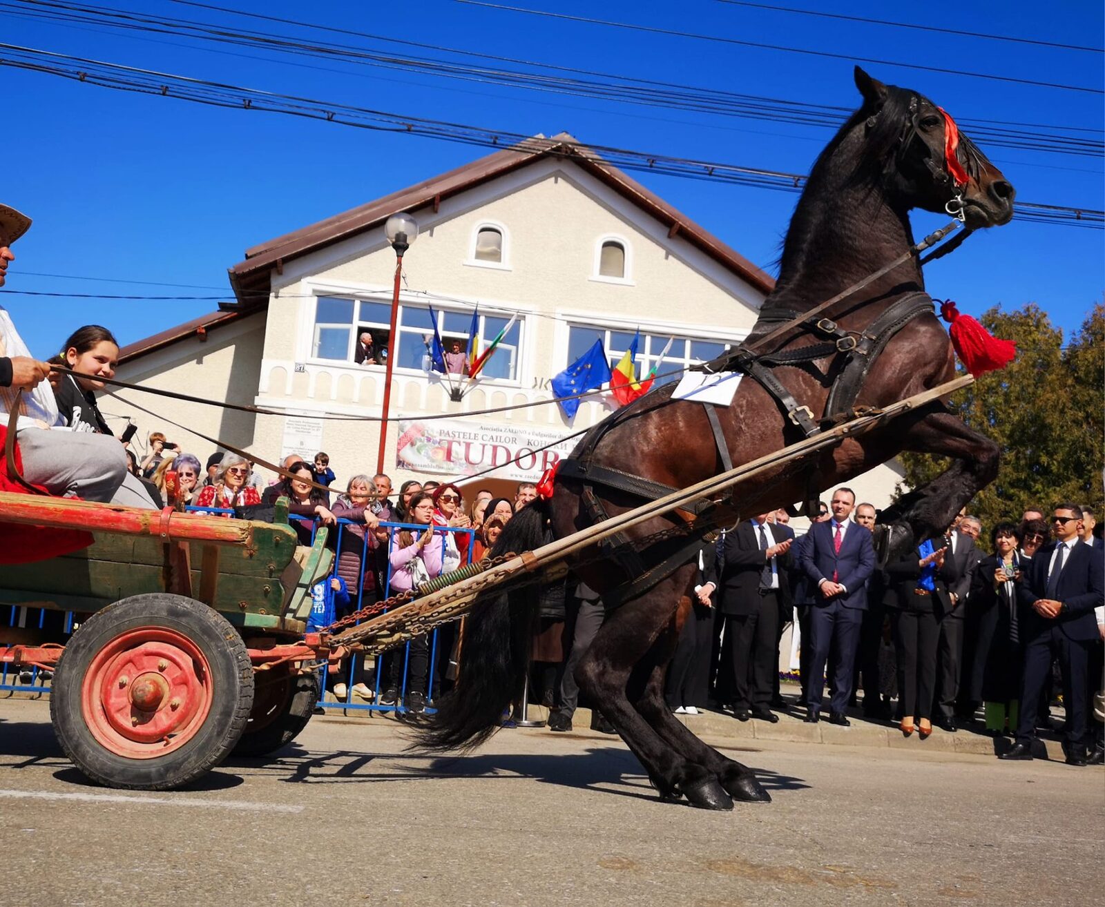 Paștele Cailor chiar există! Uite unde și cum se sărbătorește