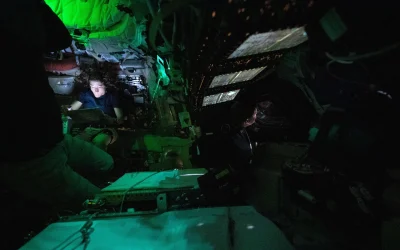 Cei patru astronauți ai misiunii Artemis II, actualmente în călătorie spre Lună, au avut până acum o desfășurare relativ lină, cu puține probleme semnalate pe parcursul zborului