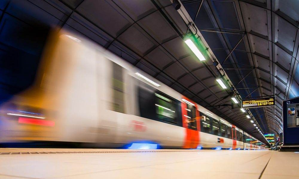 Metrorex propune majorarea tarifului pentru calatoria cu metroul, de la 5 lei la 7 lei, începând cu 1 mai 2026