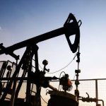Petrolul, peste 100 de dolari/baril după blocada porturilor IRANIENE