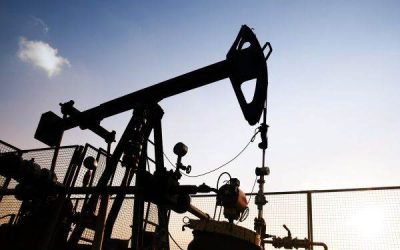Petrolul, peste 100 de dolari/baril după blocada porturilor IRANIENE