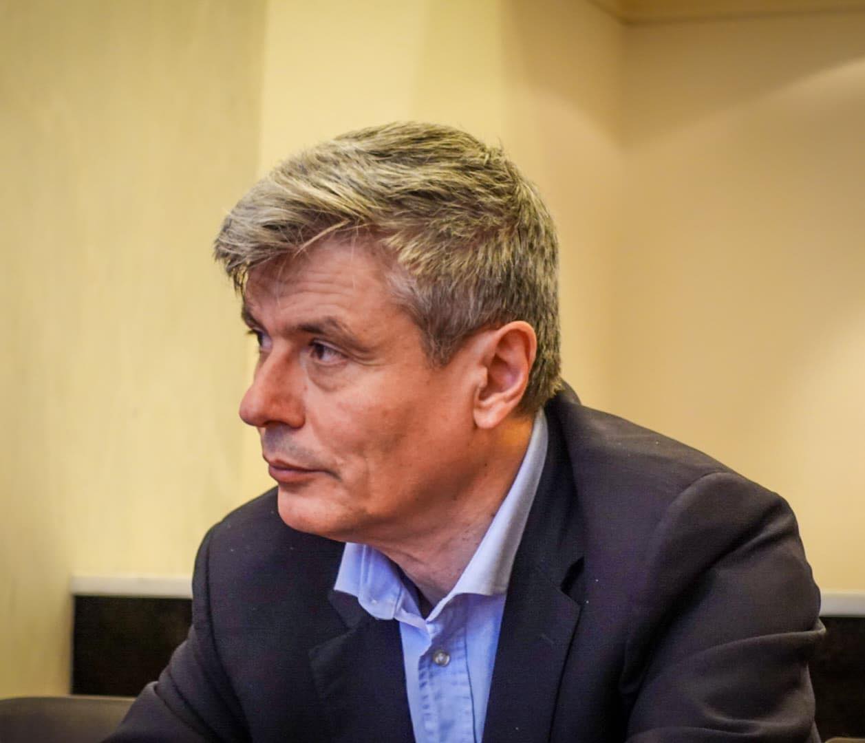 Virgil Popescu, ministrul Energiei și deputat PNL, a atras atenția asupra unei posibile rupturi în coaliția de guvernare, avertizând că social-democrații s-ar putea îndepărta tot mai mult de Partidul Național Liberal