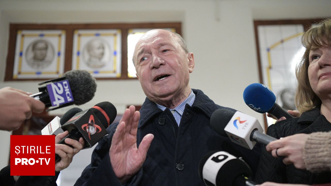 Fostul președinte Traian Băsescu a avertizat, duminică, cu privire la riscul unei crize a carburanților în România, subliniind necesitatea unor măsuri de raționalizare din timp pentru a evita acest scenariu