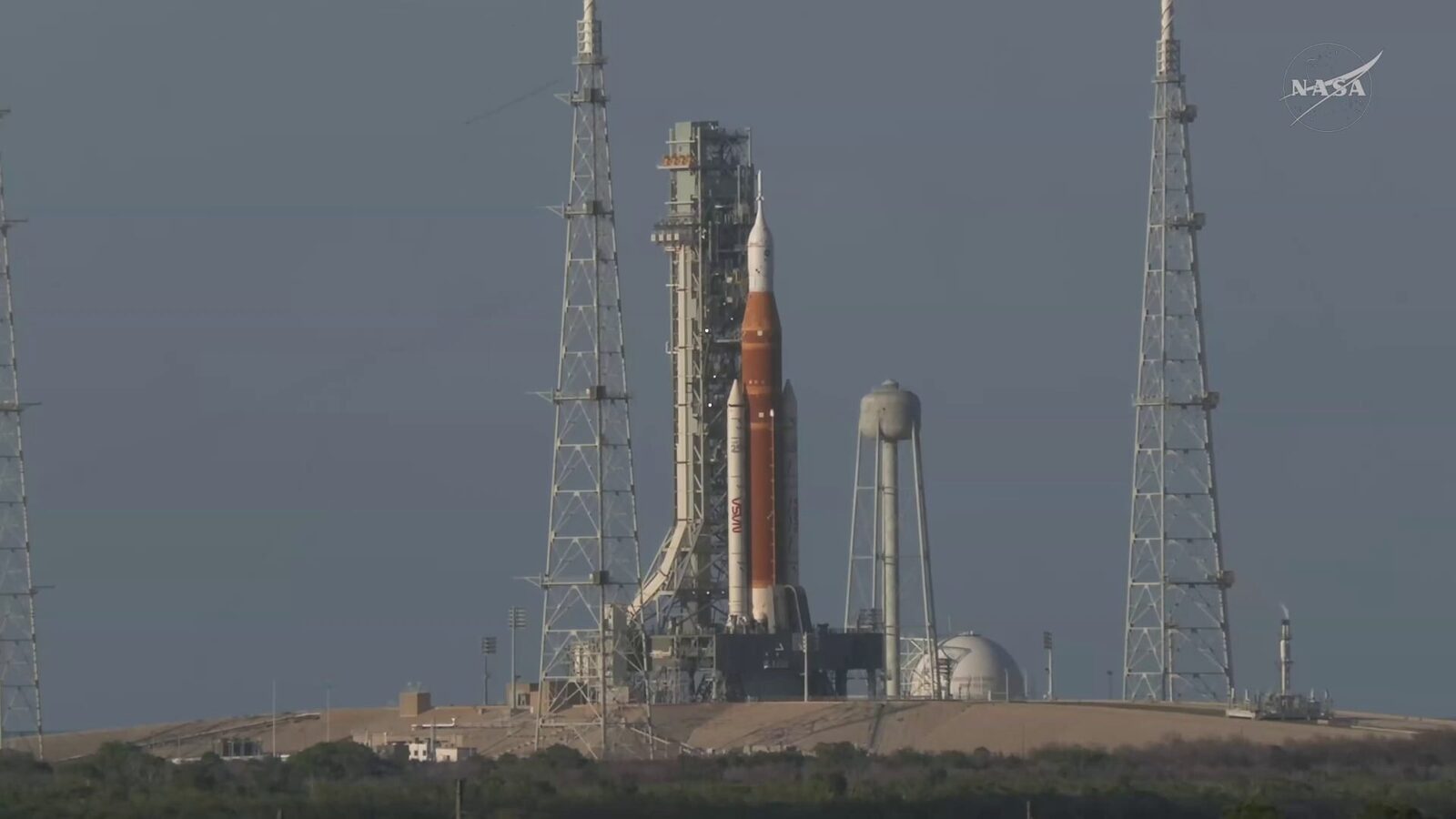 Lansare spectaculoasă: Artemis II pornește în călătoria spre Lună Misiunea Artemis II, parte a programului spațial american, a decolat cu succes de la Centrul Spațial Kennedy din Statele Unite ale Americii