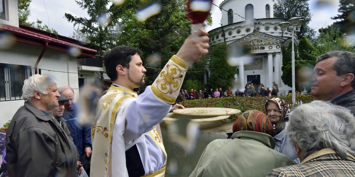 Izvorul Tămăduirii: Semnificația sărbătorii și tradițiile ortodoxe
