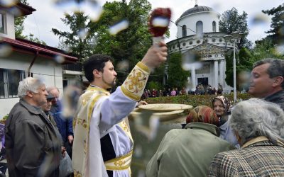 Izvorul Tămăduirii: Semnificația sărbătorii și tradițiile ortodoxe