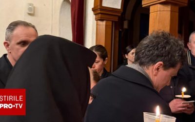 Nicușor Dan, surprins la slujba de Vinerea Mare: Unde trebuia să fie Primarul