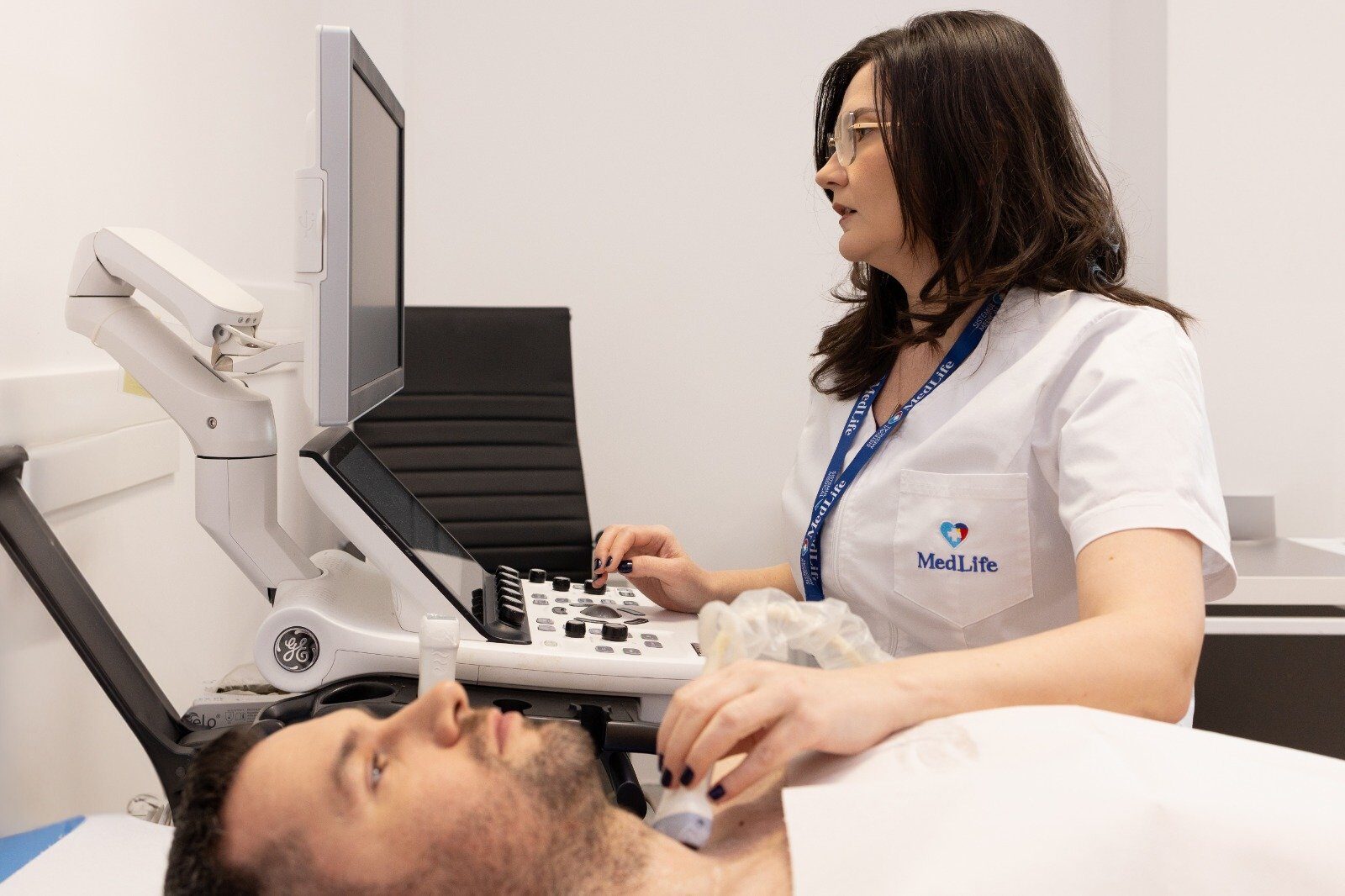 București, 7 aprilie 2026 – Numărul analizelor pentru depistarea riscului cardiovascular a crescut semnificativ în România, pe fondul unei rate alarmante a deceselor cauzate de boli cardiovasculare
