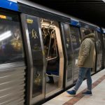 Revoltă la București: Metroul s-a scumpit, peste 11.500 de oameni cer explicații