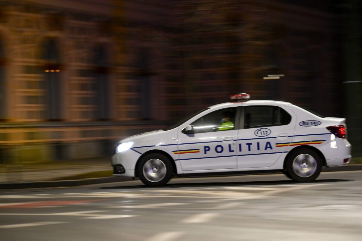 Două tragedii de Paște în Ilfov: Tineri morți după ce mașina a lovit un copac