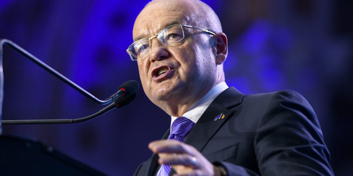 Prăbușirea unei coaliții: România, pe marginea prăpastiei?