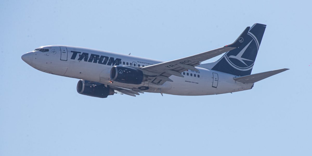 TAROM, protest în Piața Victoriei: Sindicatul acuză Guvernul că „distruge compania”