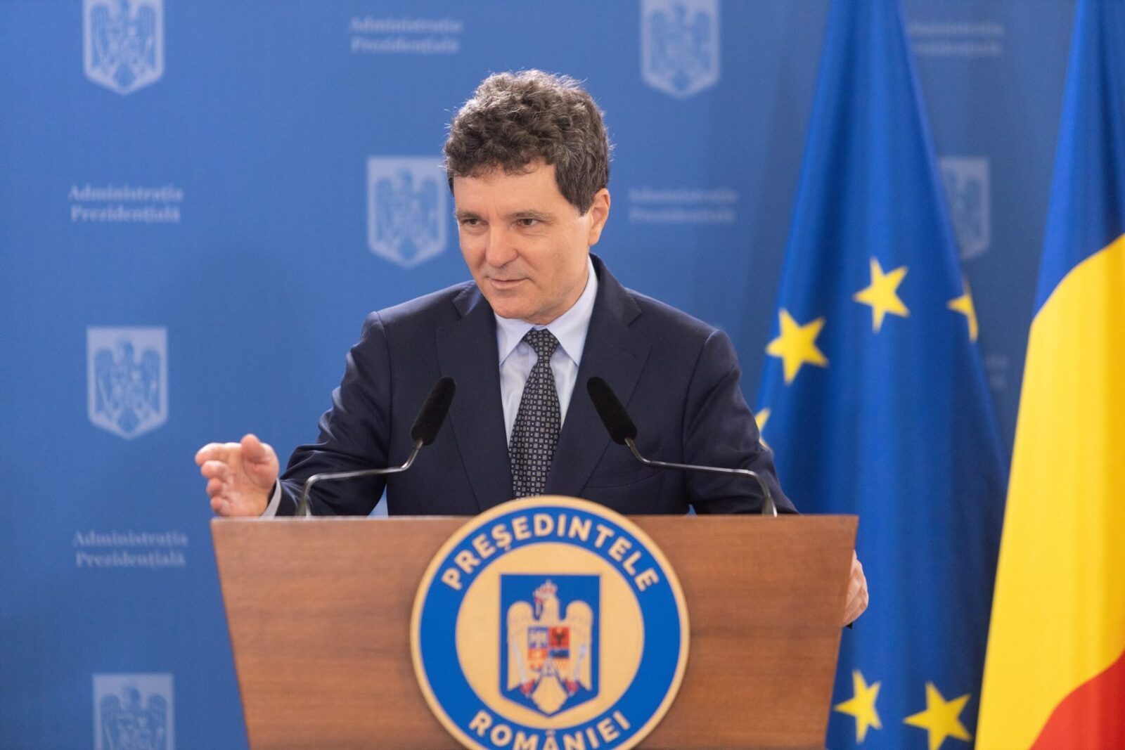 Președintele României a transmis luni un mesaj cu ocazia Zilei Internaționale a Romilor și a Sărbătorii etniei romilor din România, o ocazie de a reafirma angajamentul pentru integrarea și recunoașterea comunității rome în societatea românească