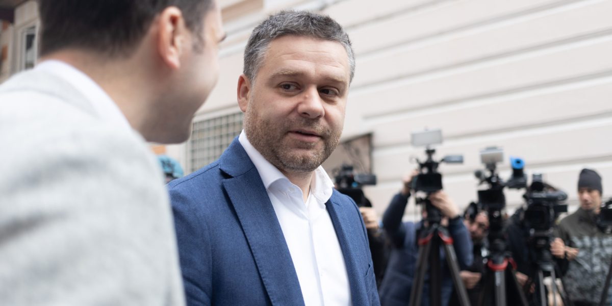 PNL sfidează PSD: Schimbarea premierului, un pas imposibil?