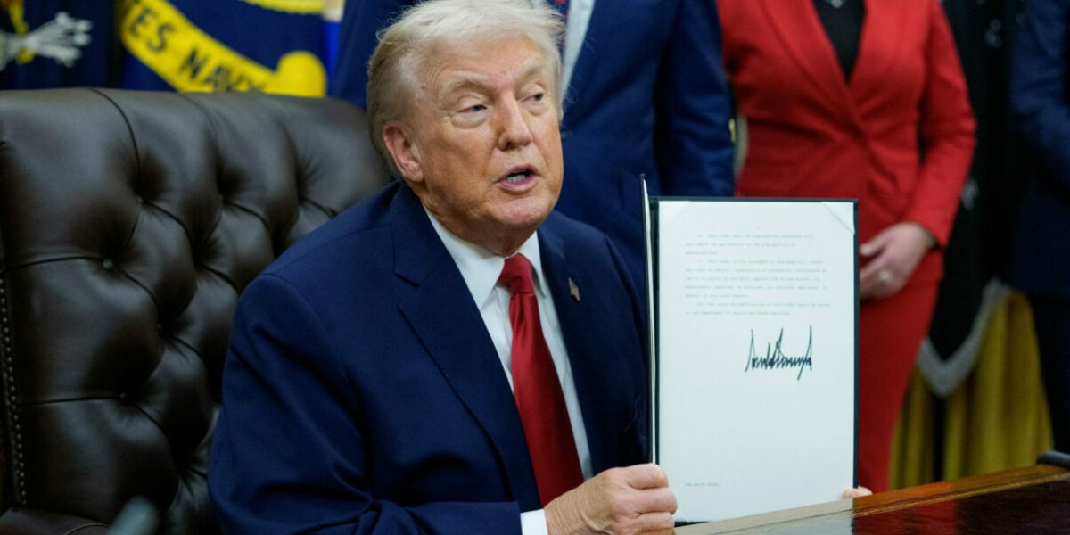 Iran: Televiziunea ridiculizează retragerea lui Donald Trump, numită „umilitoare”