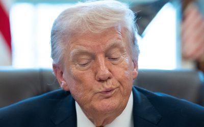 Trump, indiferent de Iran: Marina SUA blochează Strâmtoarea Ormuz