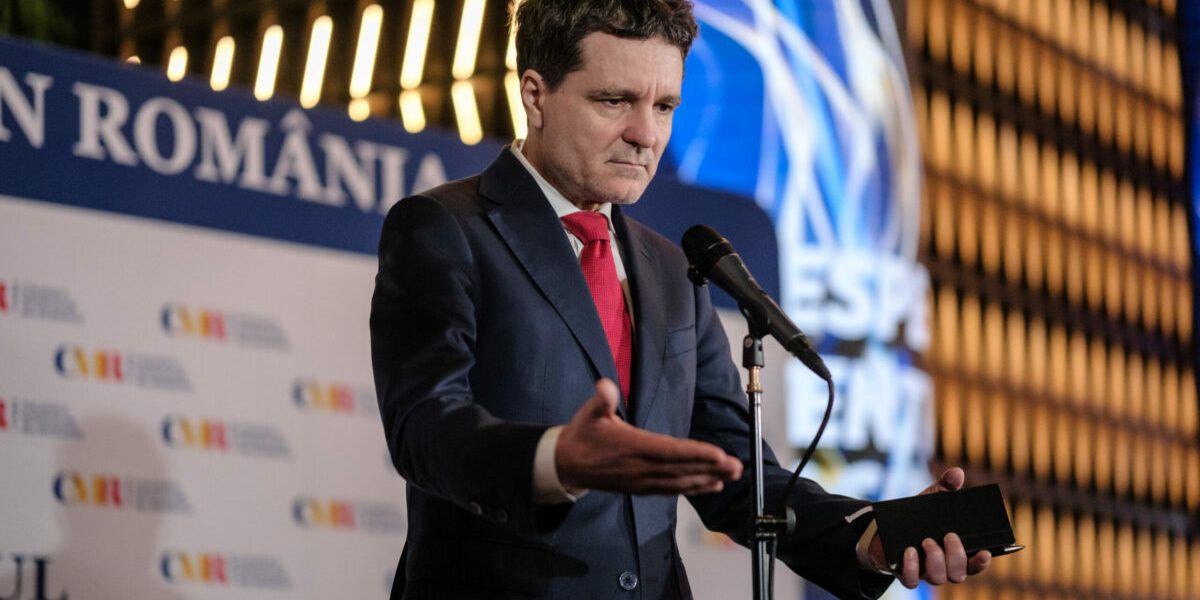 Nicușor Dan invită la discuții liderii Coaliției de guvernare