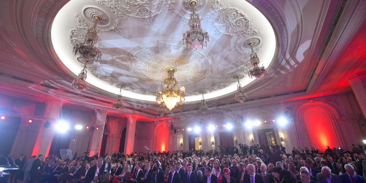 Trădător la PNL, în ziua scandalului PSD. Bolojan, martor la schimbare