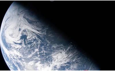 Astronauţii misiunii Artemis 2 sunt mai aproape de Lună decât de Pământ, iar primii membri ai echipajului au început deja să observe, cu ochii lor, aspecte semi-necunoscute ale satelitului natural