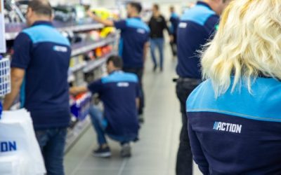 Action Retail a continuat extinderea pe piața din România, deschizând în primul an de operațiuni din țară 11 magazine în orașe precum Piteşti, Arad, Oradea, Hunedoara, Bragadiru, Turda, Râmnicu Vâlcea, Alba Iulia, Satu Mare, Drobeta Turnu Severin și Bistrița