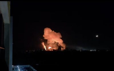 Explozie puternică la CET Vest din București: Incendiu la transformatoare, pompierii în alertă