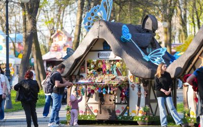 Cele mai frumoase târguri de Paște din România în 2026 aduc diverse experiențe pentru vizitatori, de la evenimente spectaculoase în orașe mari, până la atmosfere liniștite și tradiționale în orașe mai mici