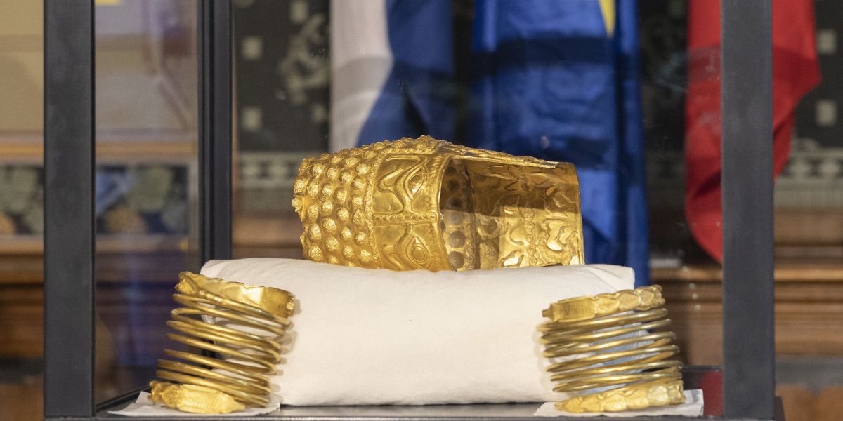 Coiful de la Coțofenești, expus pentru prima oară în România