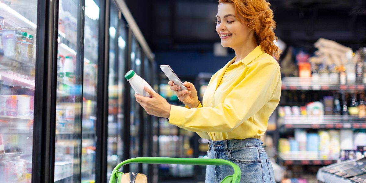 Cum se descurcă românii cu prețurile mari: Trucuri pentru cumpărături mai ieftine