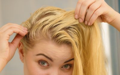 Părul gras a doua zi după spălare: Greșelile-șoc pe care le faci