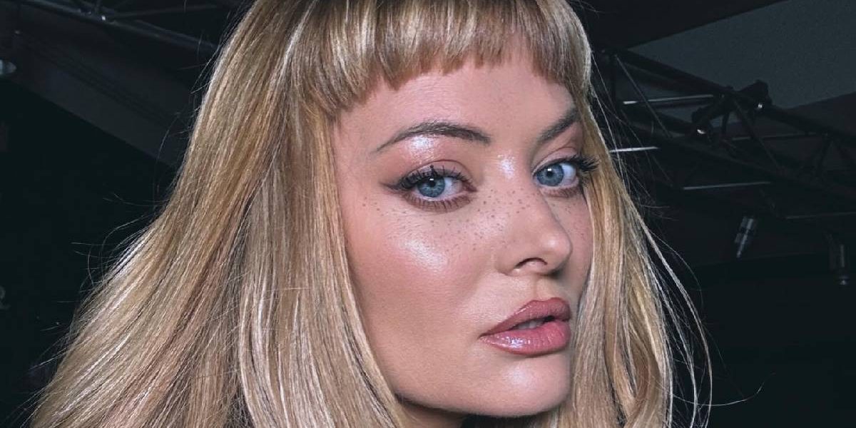 Delia, transformare spectaculoasă: Cum arăta la debut și ce reușește acum