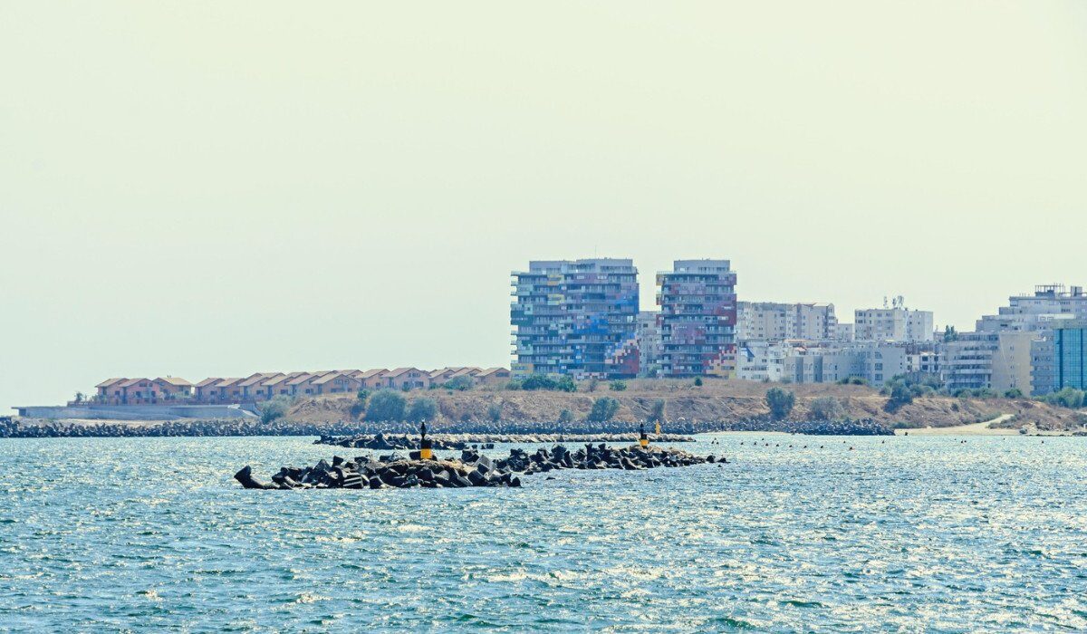 Săptămâna Mare începe cu temperaturi de 20 de grade Celsius la malul mării, semnalând startul sezonului estival în stațiunile turistice de pe litoralul românesc