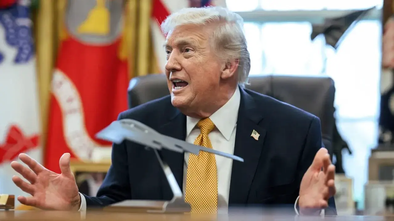 Trump amenință Iranul: Singurul motiv pentru care mai trăiesc e negocierea