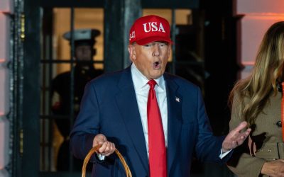 Reacția lui Donald Trump, după ce a fost întrebat despre alegeri: „Vă mulțumesc” și… stânga-mprejur