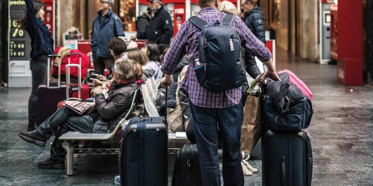 Spania, start pentru regularizarea a jumătate de milion de imigranți