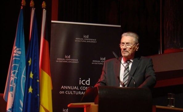 Institutul Levantului: Sinecure cu nume schimbat, pentru „pace”. Senatul a zis DA