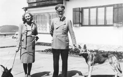 Hitler și Eva Braun: Nunta din buncăr, apoi sinuciderea!