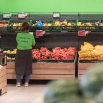 Program paște 2026: Când mai găsești timp pentru cumpărături, române