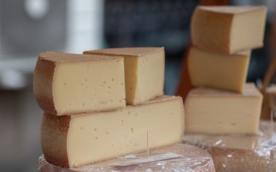 România dă lovitura în China: Mega-deal pentru lactate. Cum a reușit?