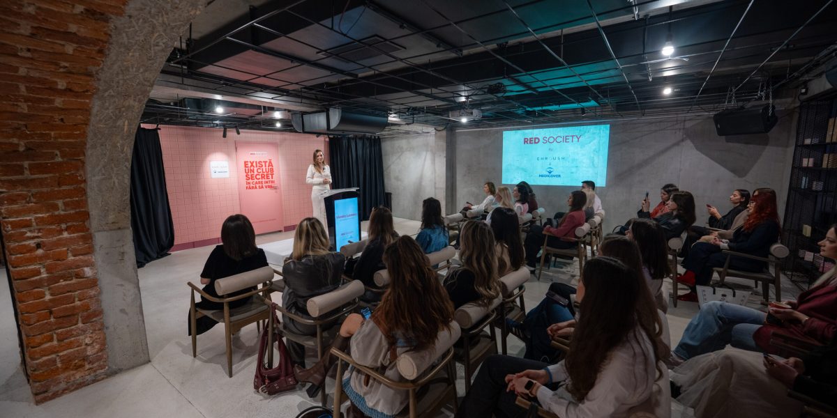 P Society: primul program din România cu produse menstruale și consultații ginecologice la jumătate de preț