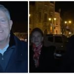 Fostul președinte Klaus Iohannis a fost prezent sâmbătă seară la slujba de Înviere organizată la Biserica Romano-Catolică „Sfânta Treime” din Sibiu