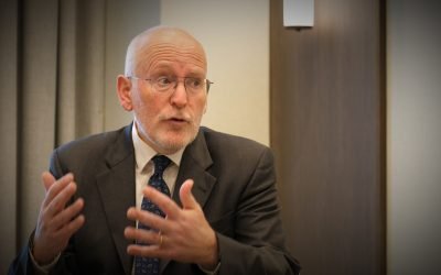 Frans Timmermans, fost vicepreședinte executiv al Comisiei Europene și promotor al Pactului Verde, a discutat recent despre justiție, energie și prețuri